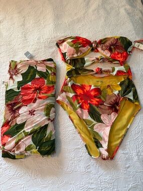 aerie Floral High-Waist Cutout One-Piece Swimsuit and coverup size L NWT